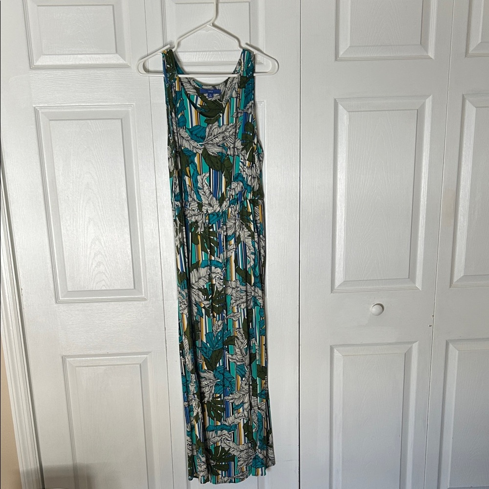Elegant Blue and Green Maxi Dress